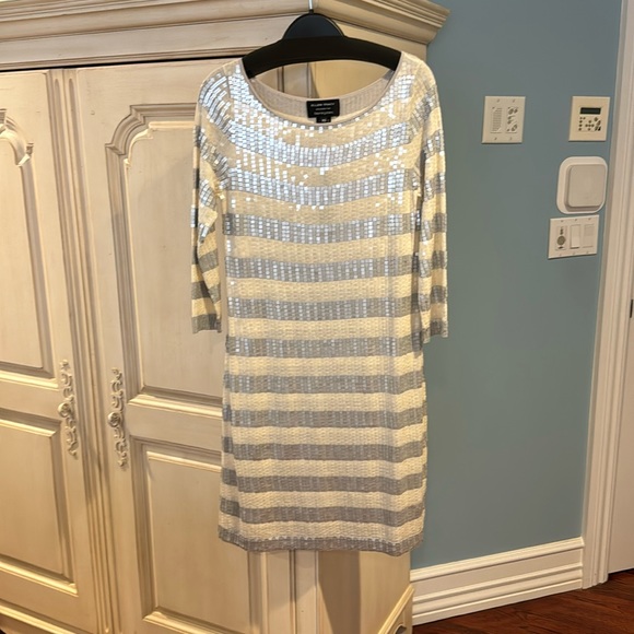 Ellen Tracy silver and white sequins dress. NWT. Size XS. - Picture 1 of 5